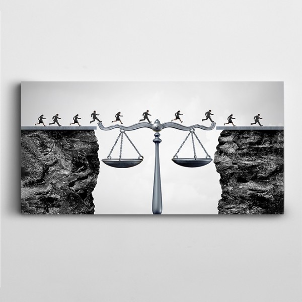 Yaşamak İçin Adalet Panoramik Kanvas Tablo