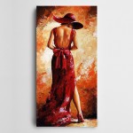 Kırmızı Elbiseli Şapkalı Kadın Panoramik Kanvas Tablo
