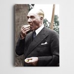 Atatürk Mandalina Yerken Kanvas Tablo