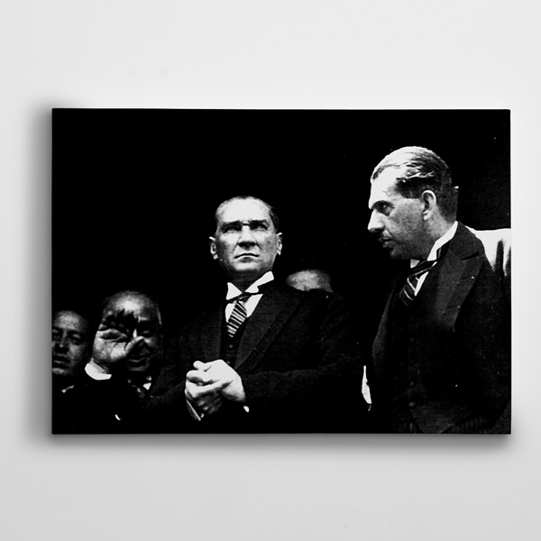 Atatürk Siyah Beyaz 19 Kanvas Tablo
