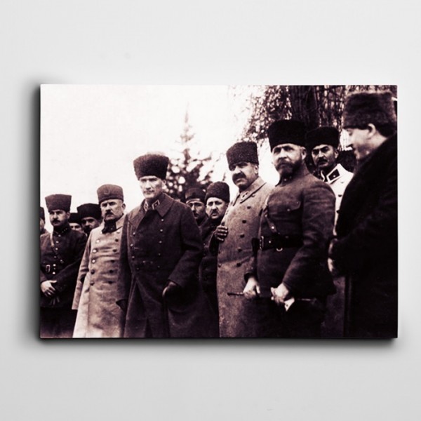 Atatürk İzmit'te Kanvas Tablo
